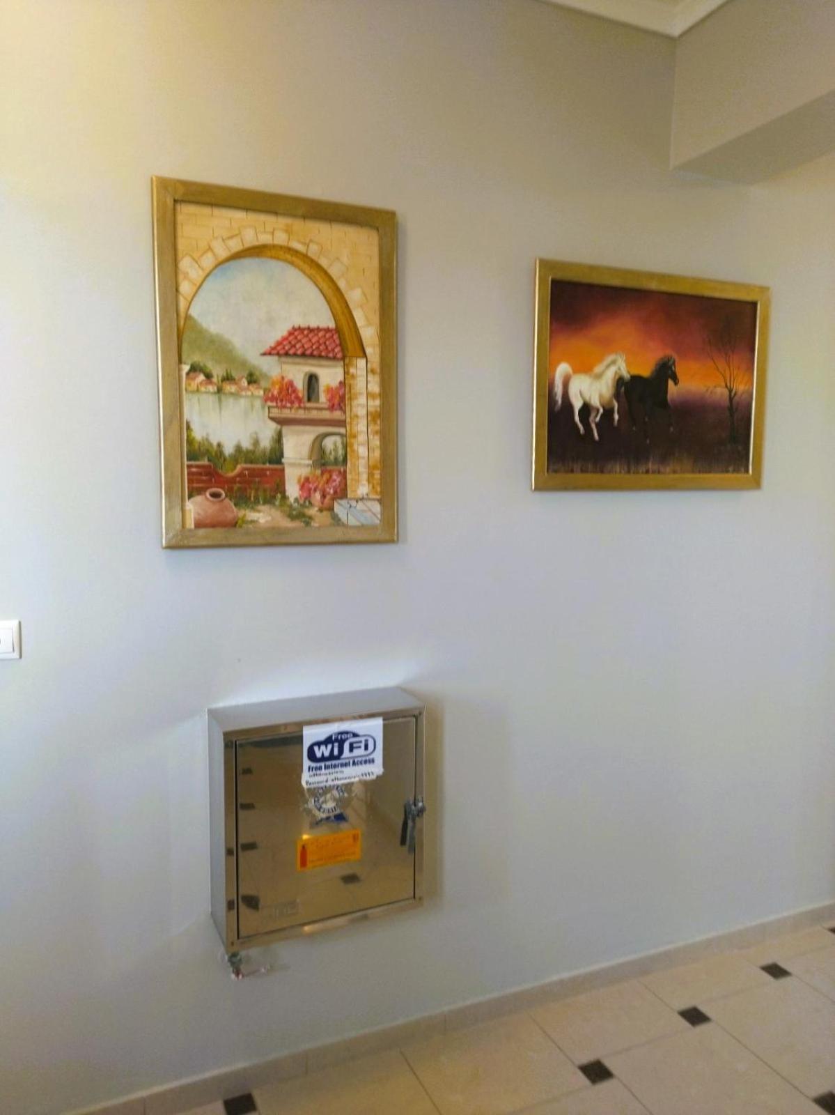 Athanasia Inn Vrasná المظهر الخارجي الصورة
