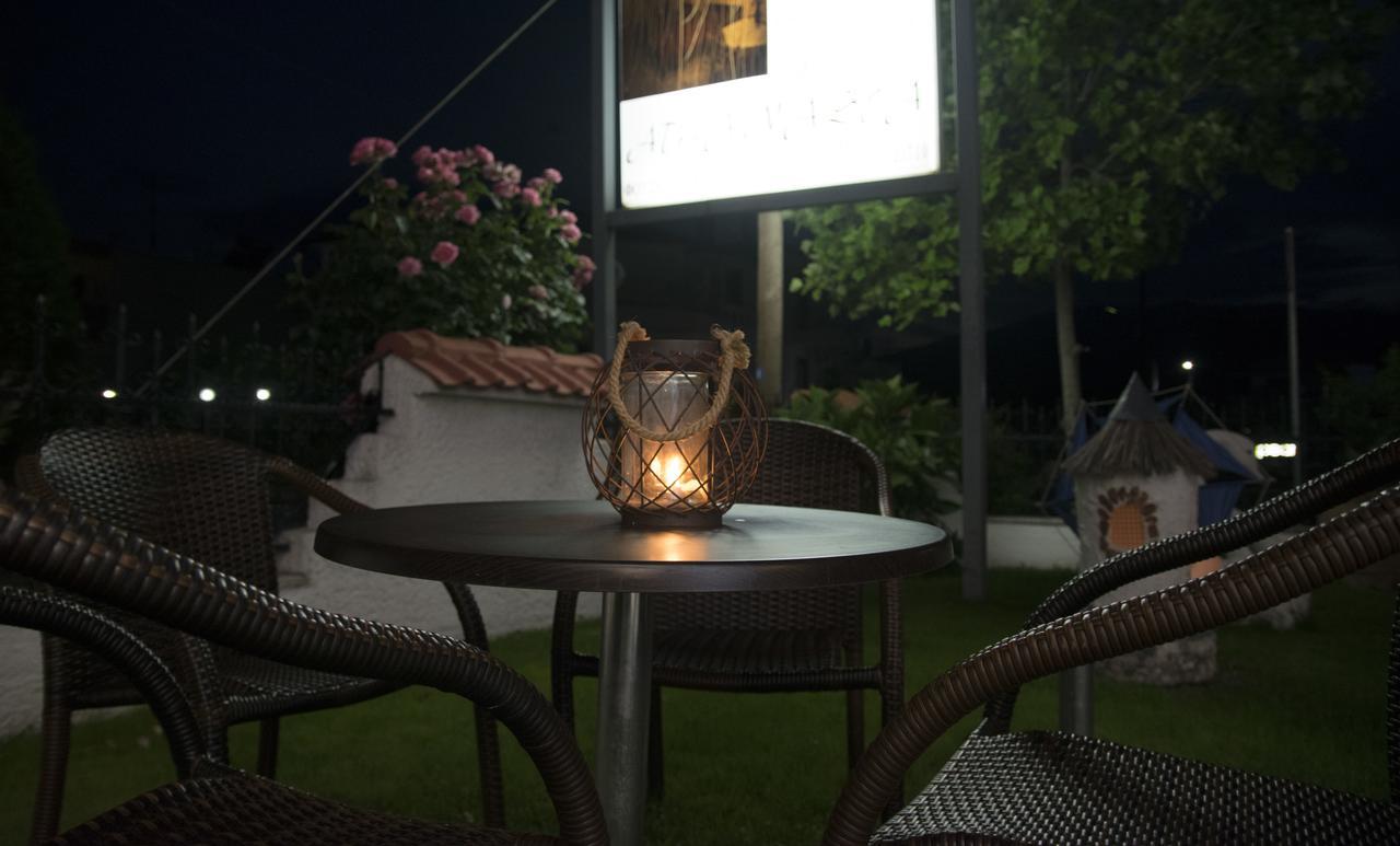 Athanasia Inn Vrasná المظهر الخارجي الصورة